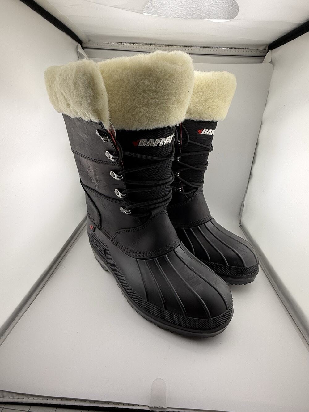 NWOB Baffin Maple Leaf Waterproof Insulated Snow Size 8W